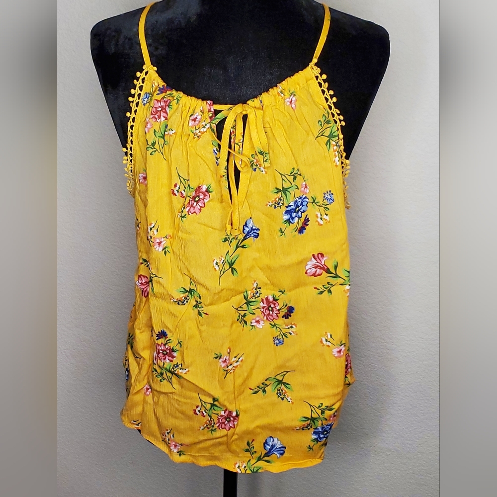 Ambiance Yellow Sleeveless Top.  NWOT